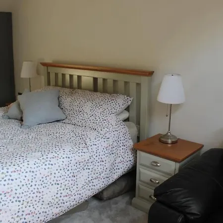 Riverside For Rent In Centre Holiday home